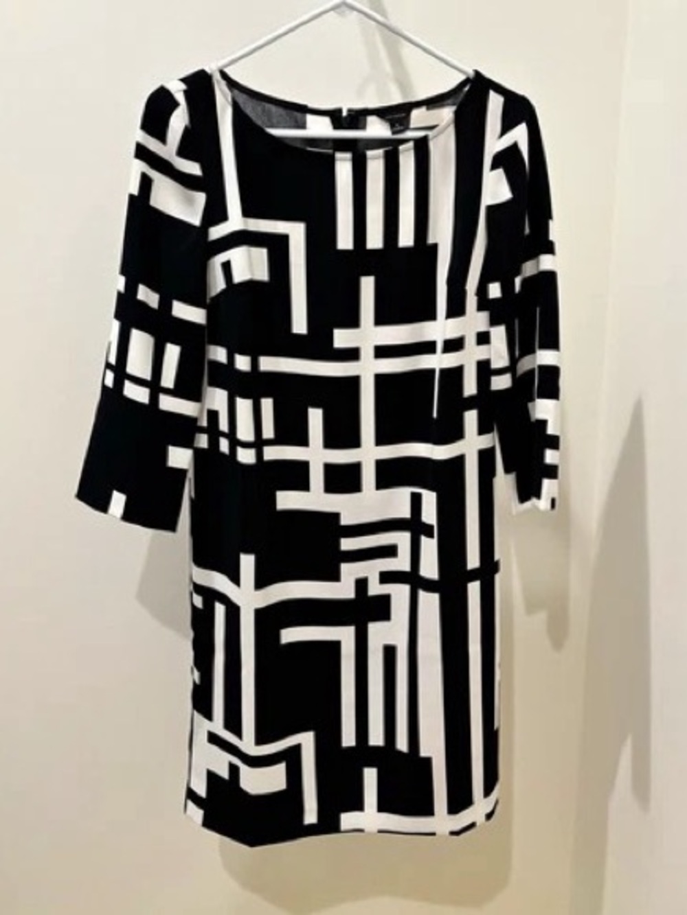 Ann Taylor Black and White Geometric Mini Dress